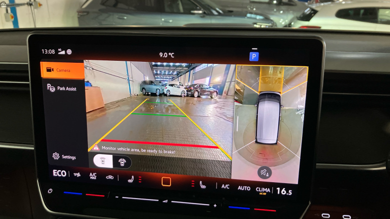 Volkswagen ID. Buzz 210kW Style Pro 86kWh 5dr LWB Auto [7 Seat] Electric Estate